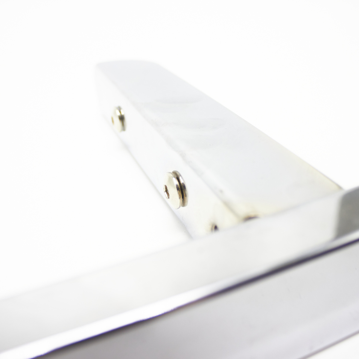 opora-dvukhstoronnyaya-l-640mm-40-40mm-khrom-1