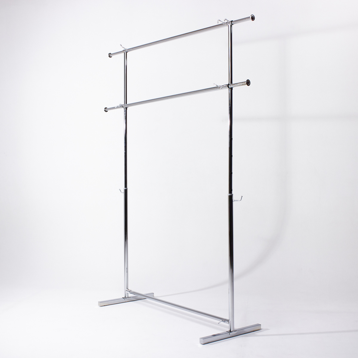 veshalo-p-obraznoe-2-perekladiny-l-1200-2100mm-h-2000mm-khrom-0