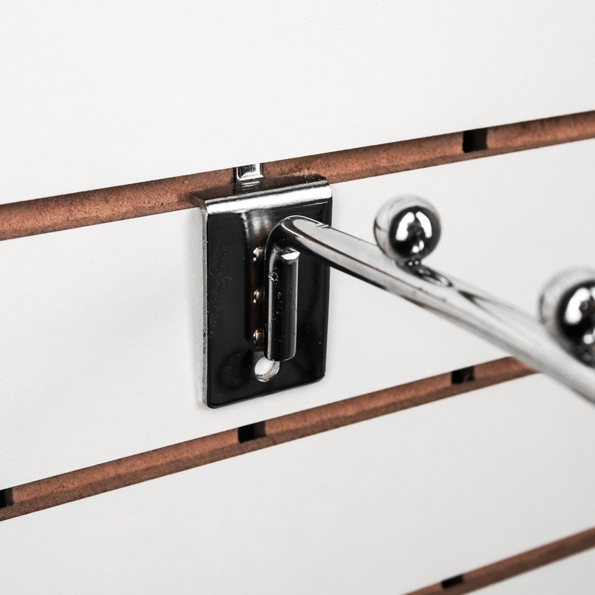 kronshteyn-izognutyy-tonkiy-na-krosspanel-s-9-yu-sharikami-350mm-khrom-k105-350-5