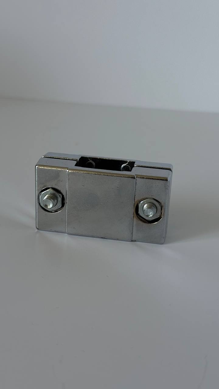 photo_5271663771762424374_y