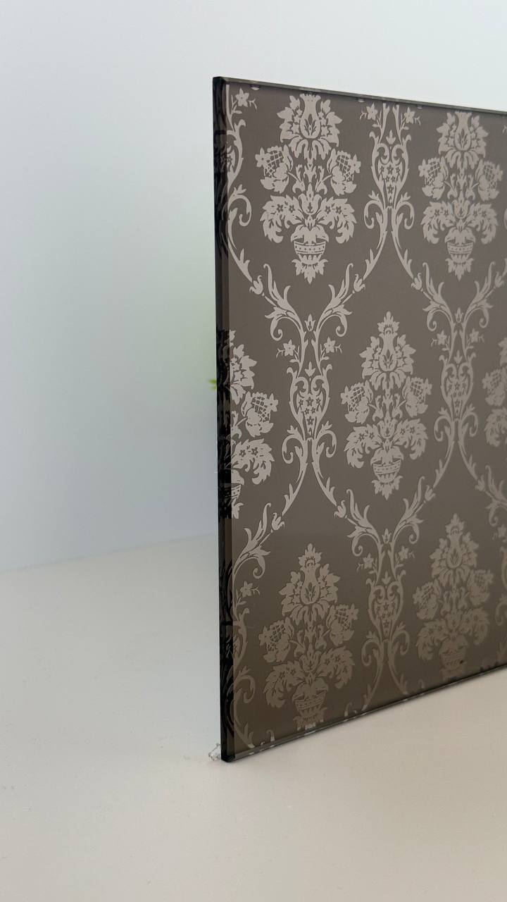 photo_5390904399045459628_y