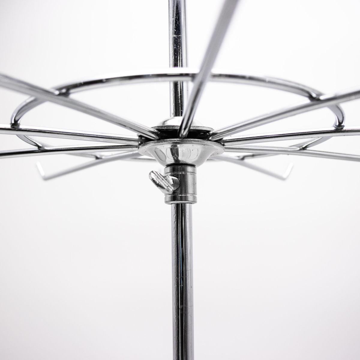 veshalo-nastolnoe-4-kh-yarusnoe-h-780mm-khrom-3