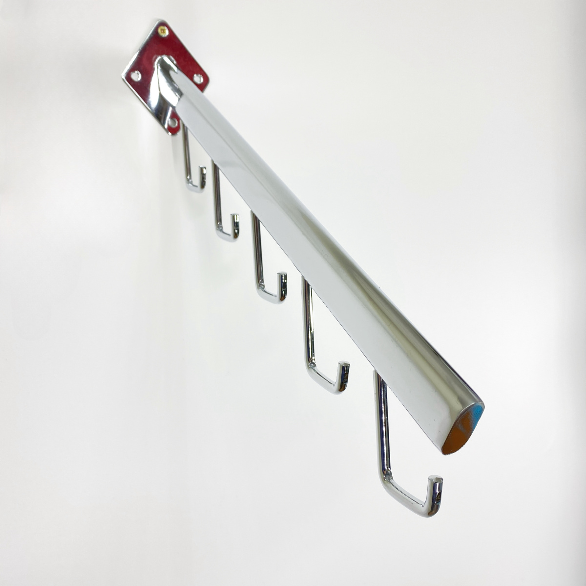 kronshteyn-na-stenu-naklonnyy-s-5-kryuchkami-l-300mm-khrom-2