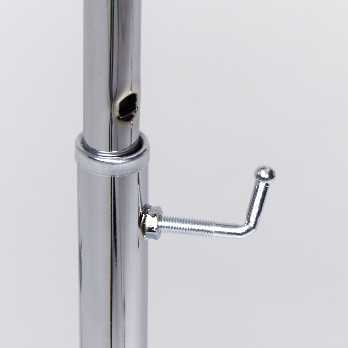 veshalo-p-obraznoe-2-perekladiny-l-1200-2100mm-h-2000mm-khrom-3