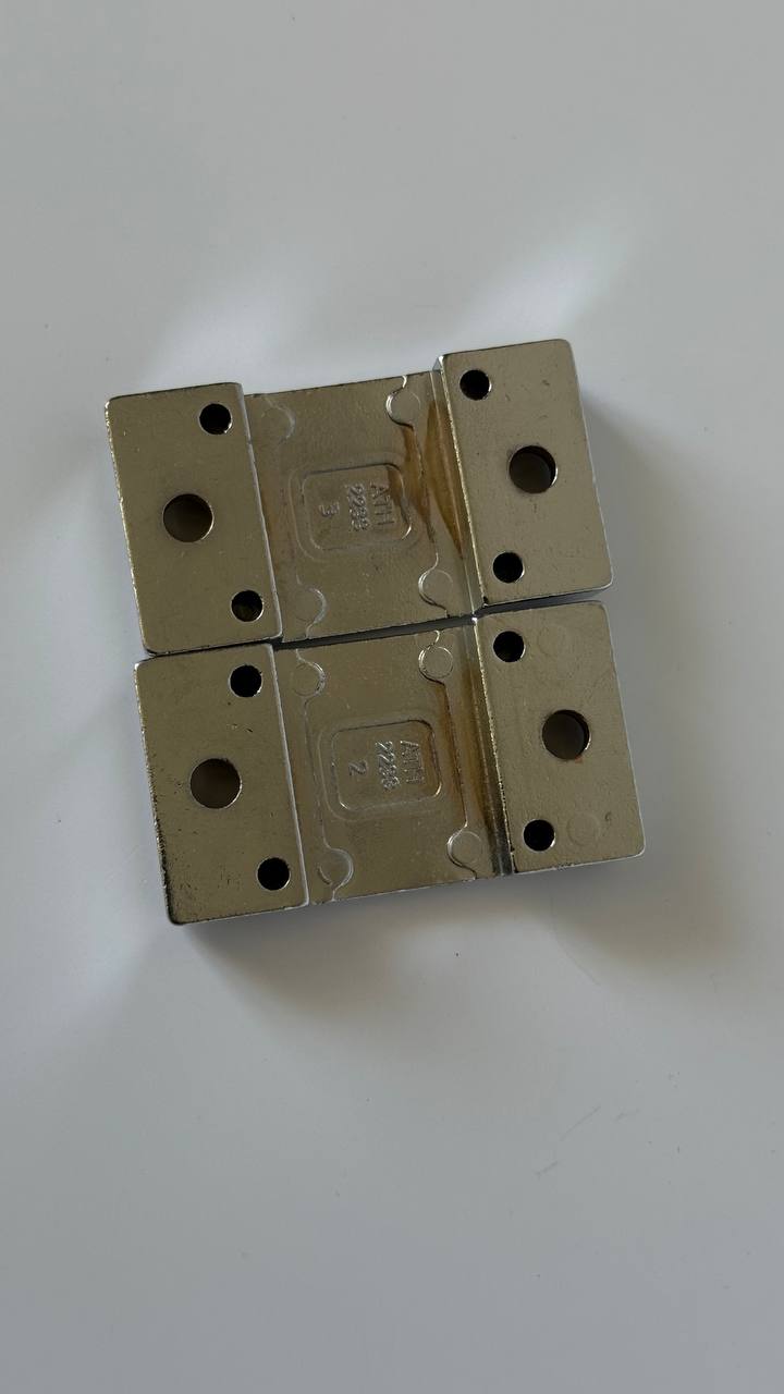 photo_5271663771762424372_y