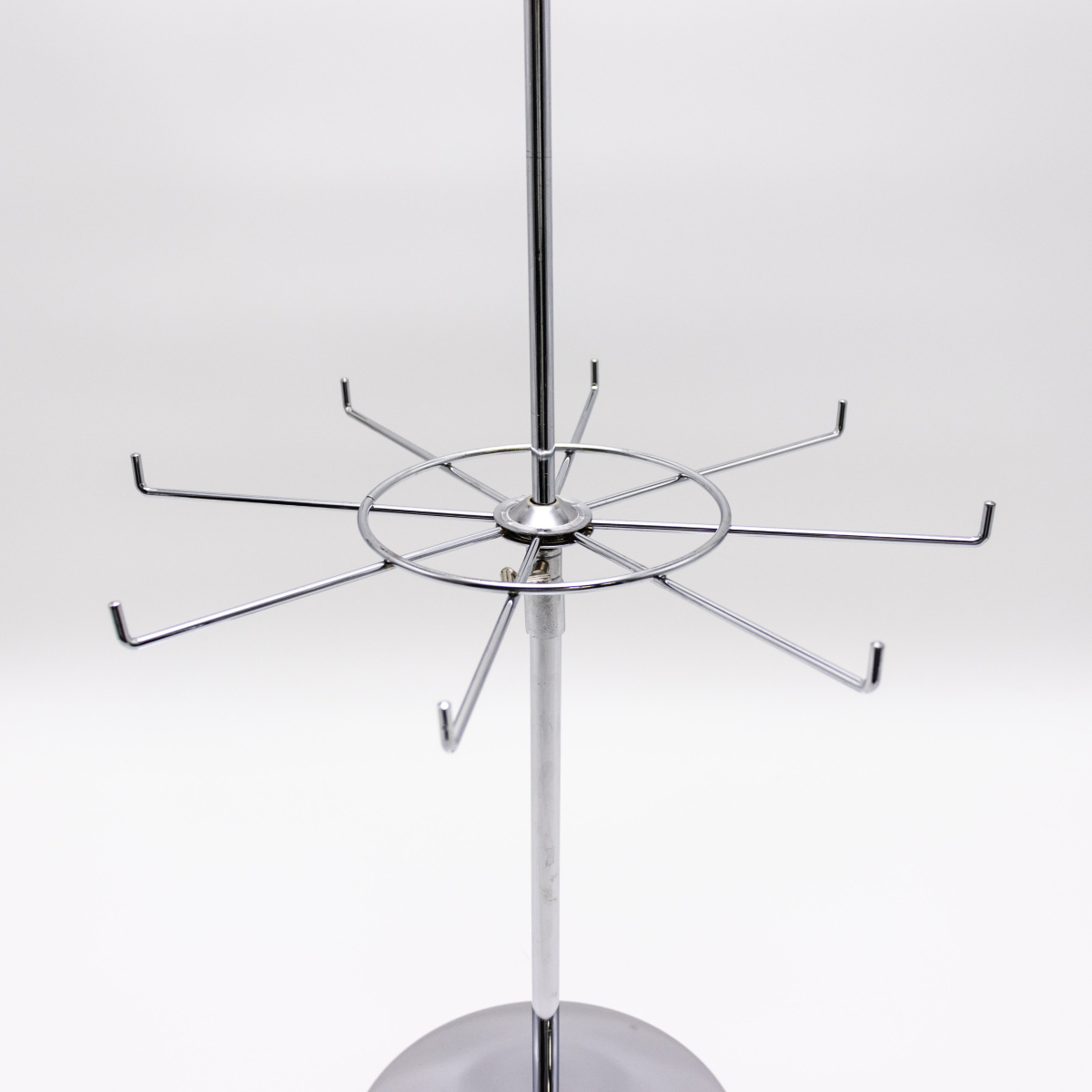 veshalo-nastolnoe-dva-yarusa-h-700mm-d220mm-khrom-2