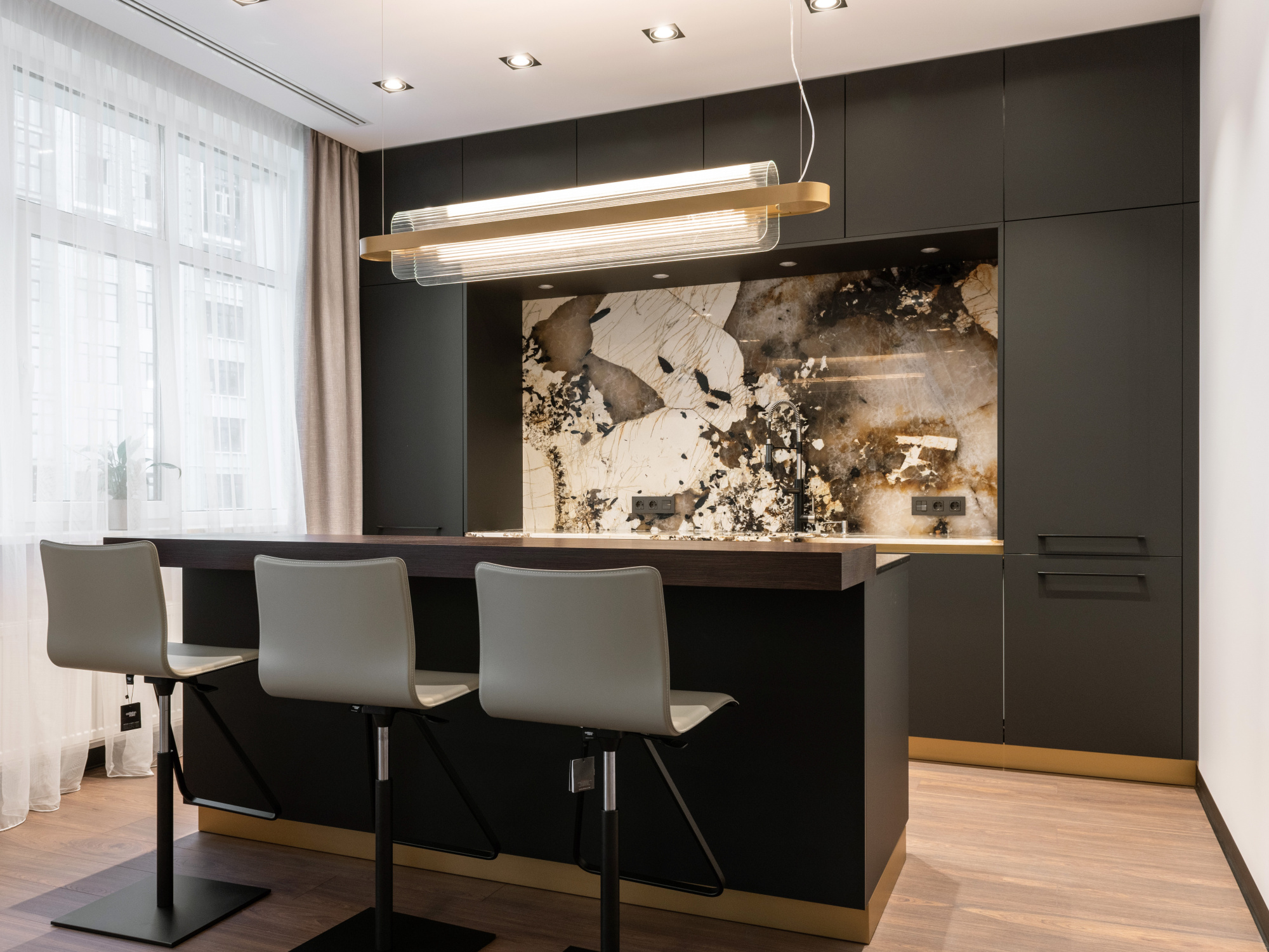 6397f51ced643027c50639c4bb62bda4