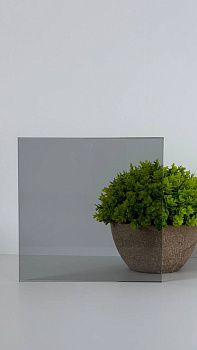 Тонированное серое 4 мм 1605*2550 (49л) стекло